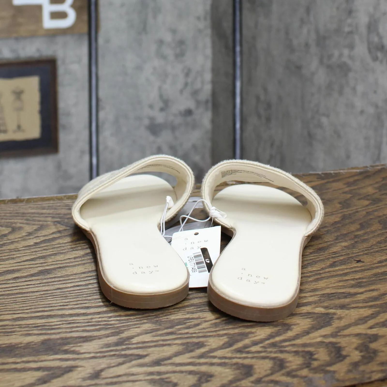 A New Day Women's St. Tropzen Nat Slide Sandals 89279355 Cream Off Whuite 9.5M