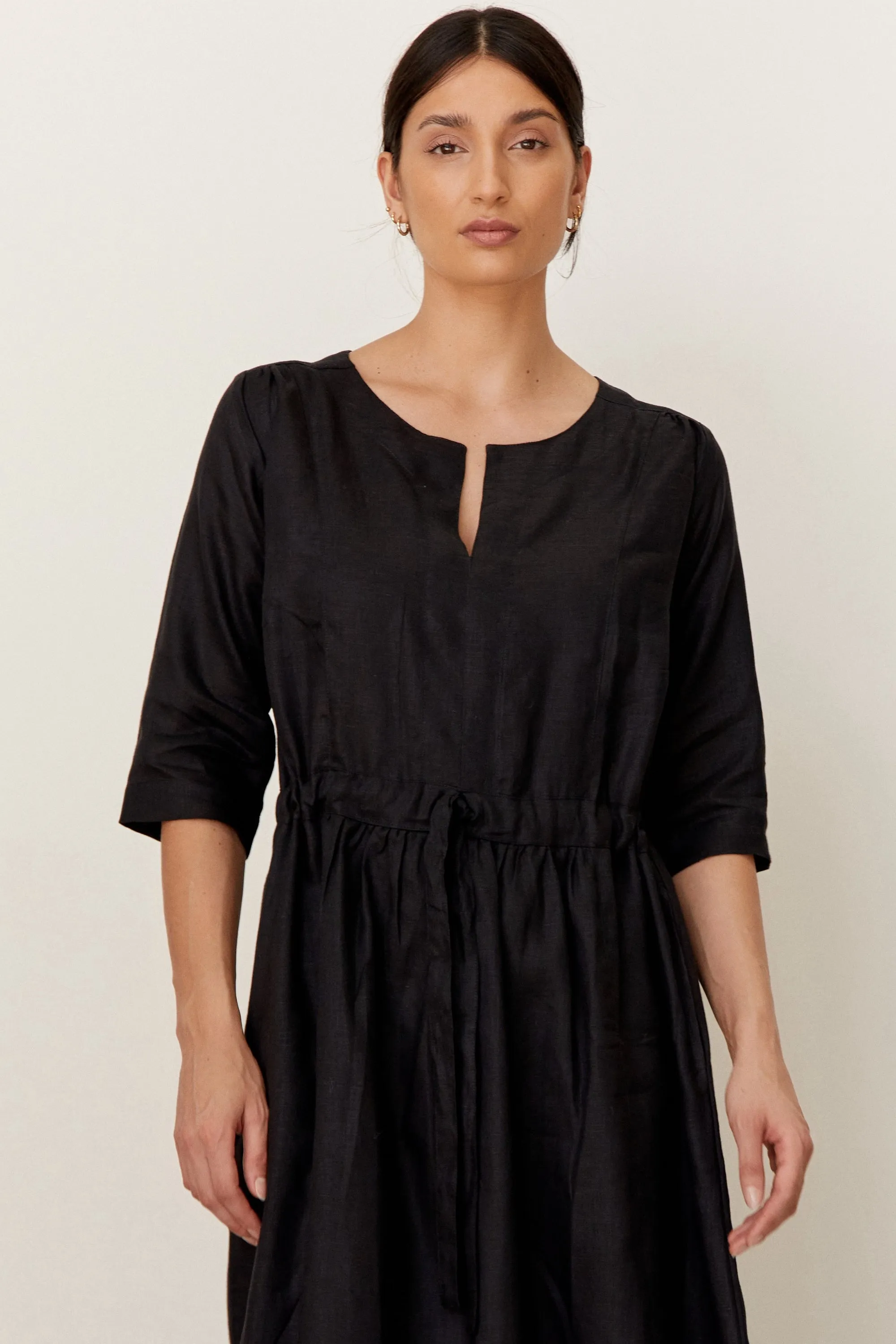Nelle Linen Dress Black