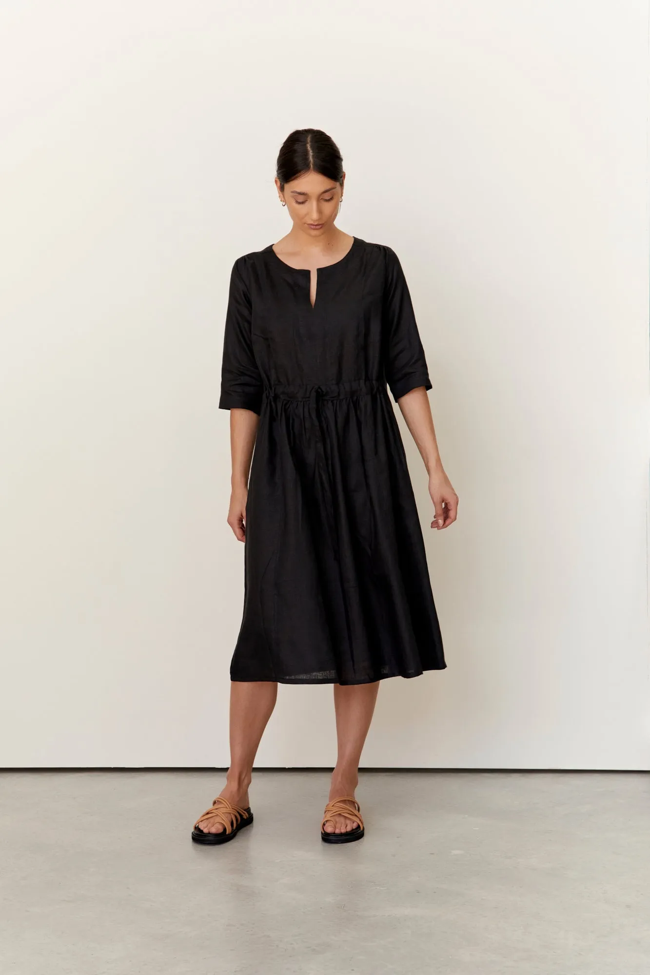 Nelle Linen Dress Black