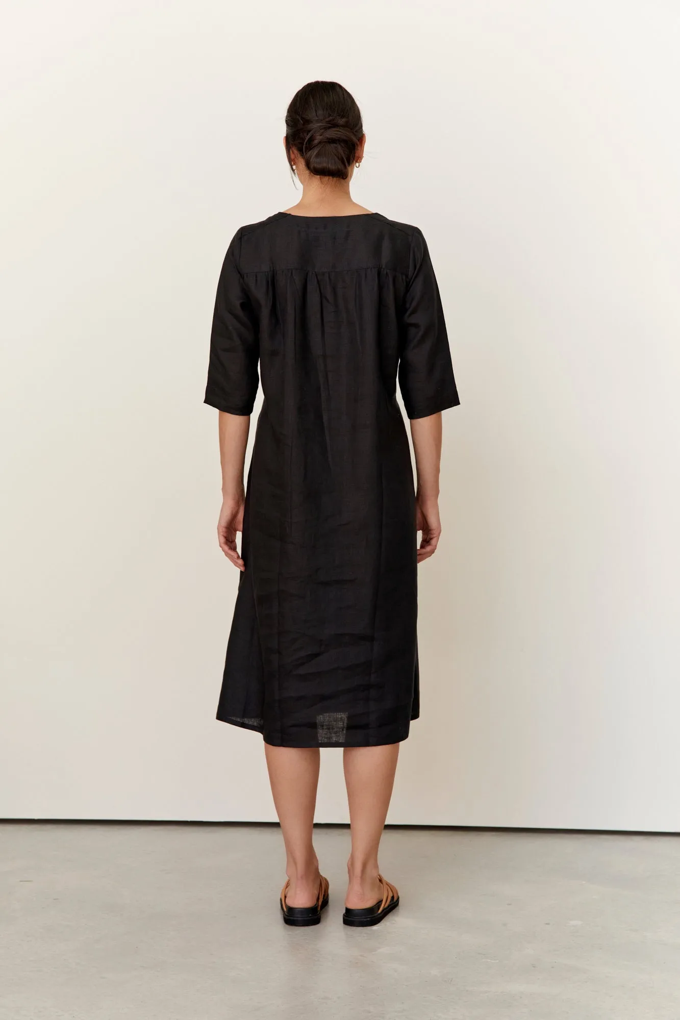 Nelle Linen Dress Black